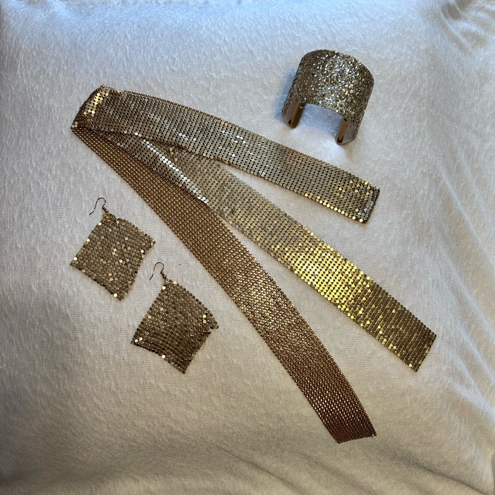 Gold Disco Accessories